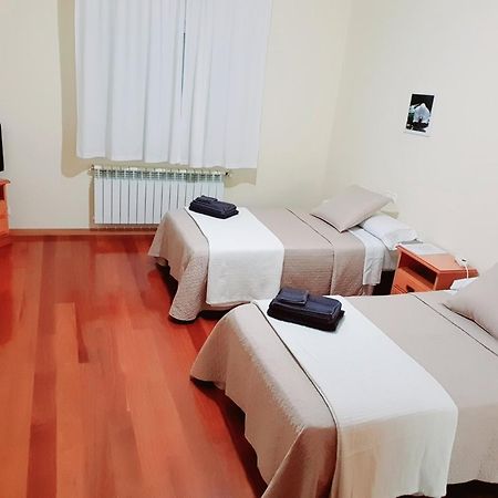 Estrella Do Camino Hotel กัลดัส เด เรย์ส ห้อง รูปภาพ