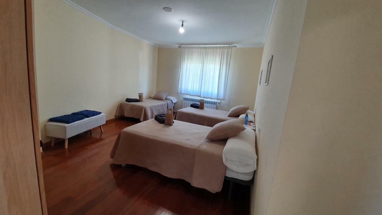 Estrella Do Camino Hotel กัลดัส เด เรย์ส ภายนอก รูปภาพ